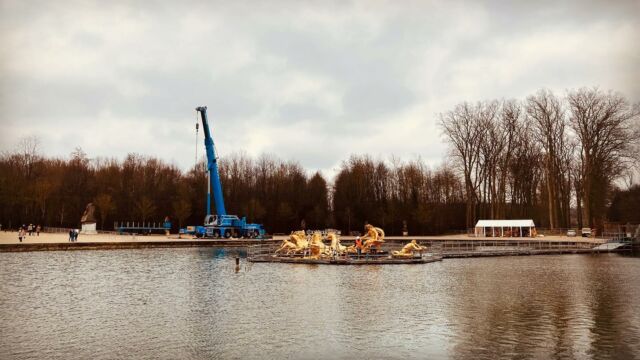 Le soleil est de retour à Versailles ❤️
#apollon #charapollon #versailles #jardinsdeversailles #chateaudeversailles #versailleschateau #versaillesgardens #versaillespalace #versaillessculptures #versaillesfountains #roisoleil #louisxiv